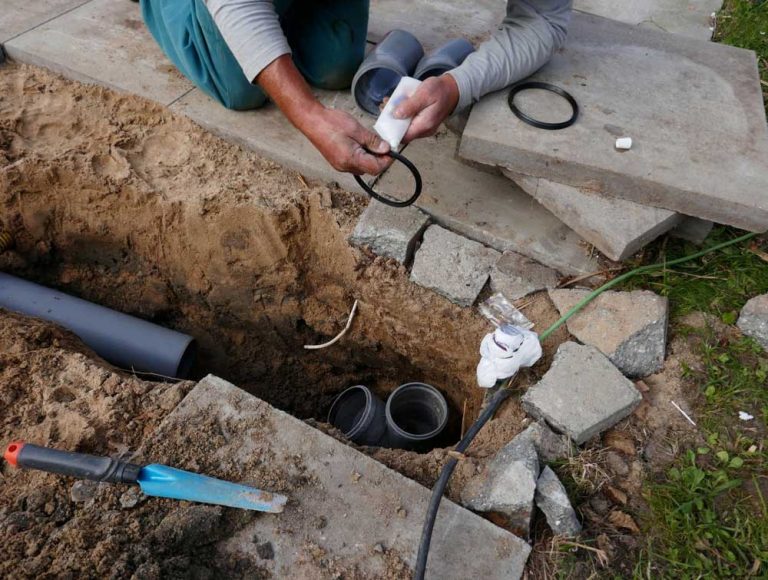 sewer-repair-2-768x580